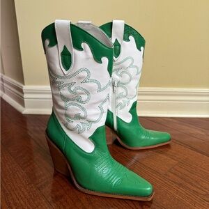 L'INTERVALLE Green and White Heeled Boots